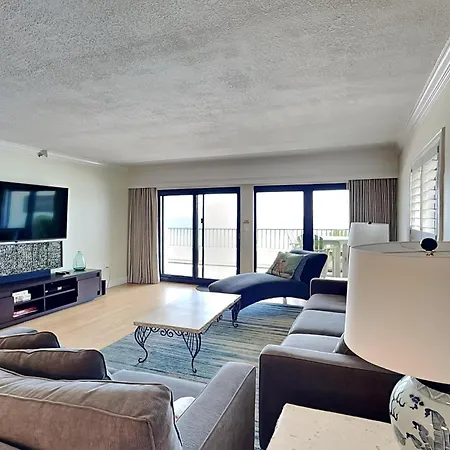 Breakers East #606 Apartment